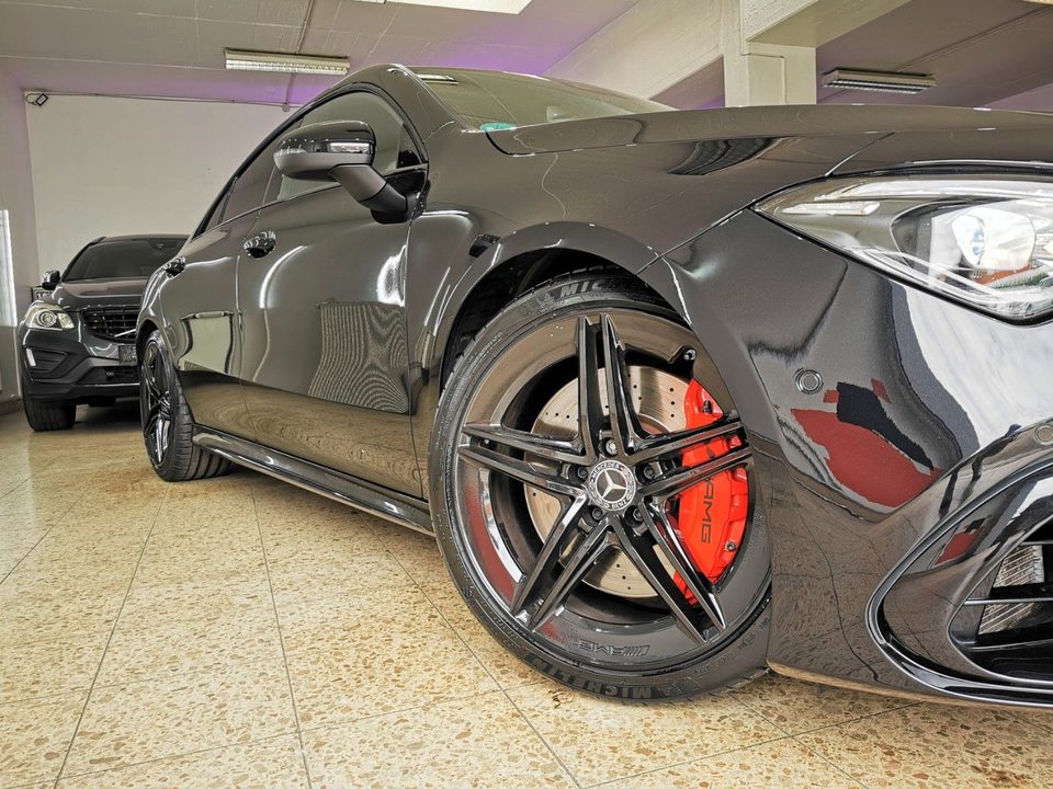 Mercedes-Benz CLA 45 AMG