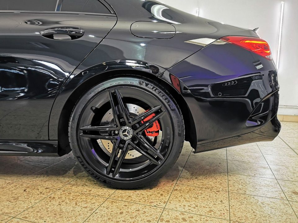 Mercedes-Benz CLA 45 AMG