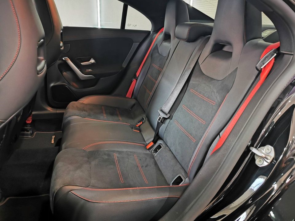 Mercedes-Benz CLA 45 AMG
