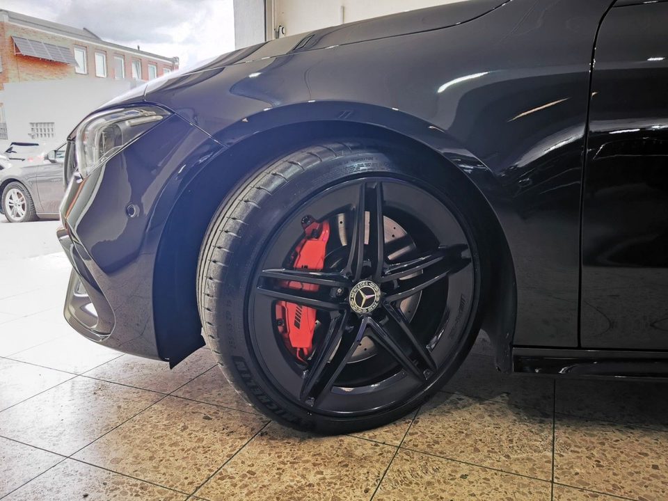 Mercedes-Benz CLA 45 AMG