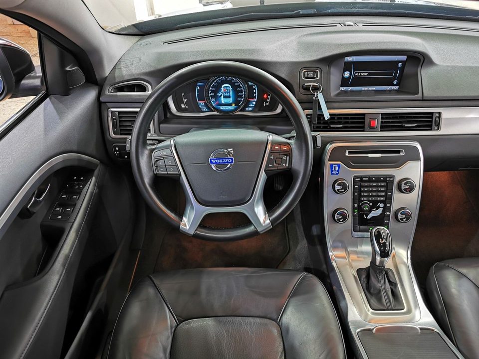 Volvo S80