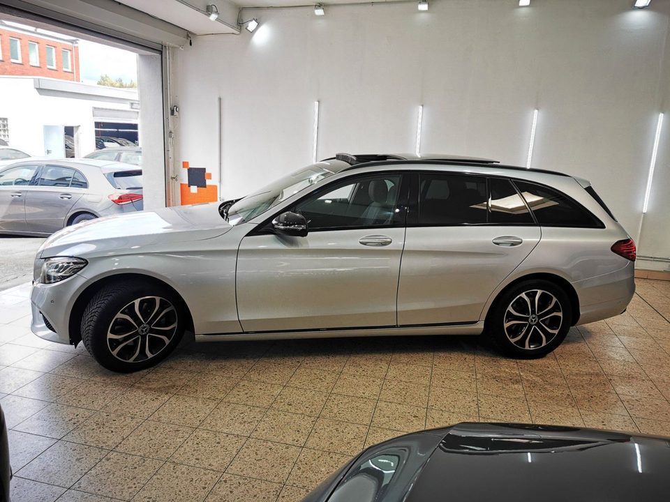Mercedes-Benz C 220