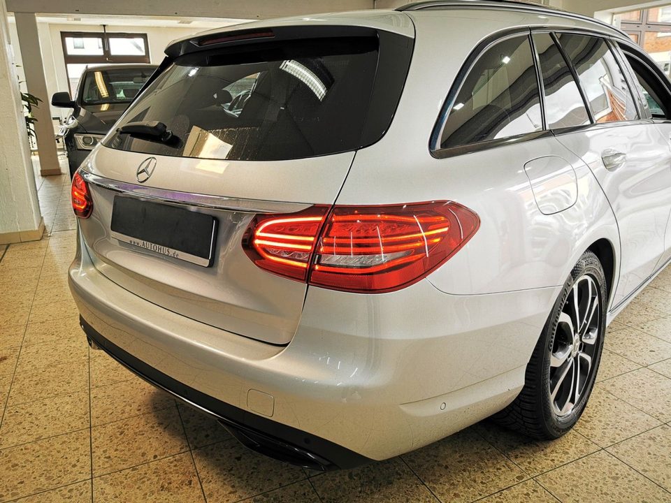 Mercedes-Benz C 220