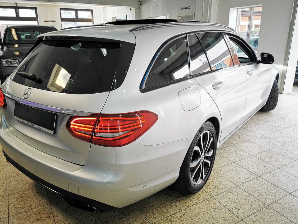 Mercedes-Benz C 220