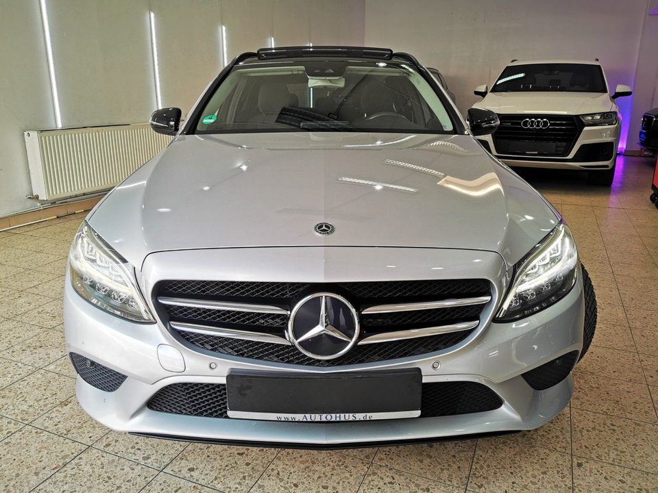 Mercedes-Benz C 220