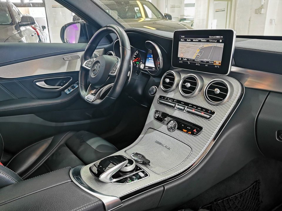 Mercedes-Benz C 63 AMG