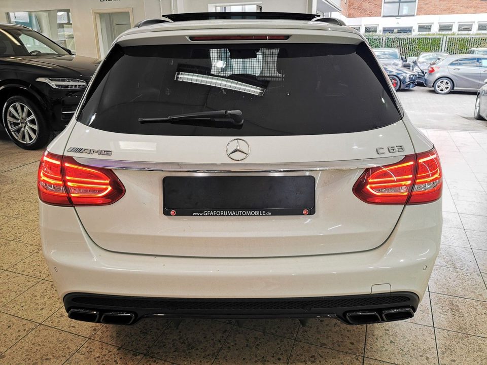 Mercedes-Benz C 63 AMG