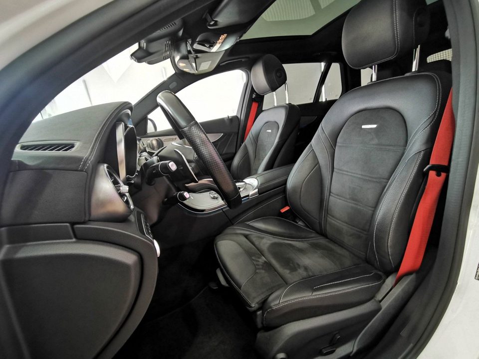 Mercedes-Benz C 63 AMG