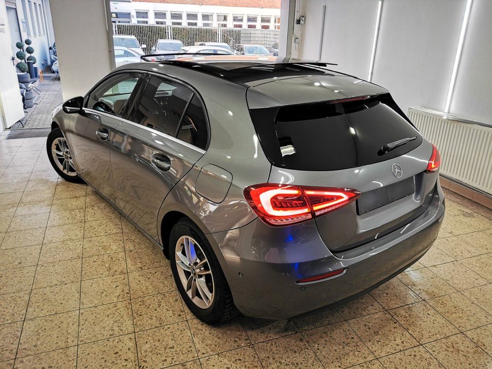 Mercedes-Benz A 180