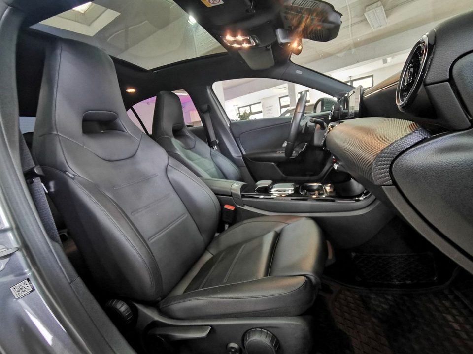 Mercedes-Benz A 180