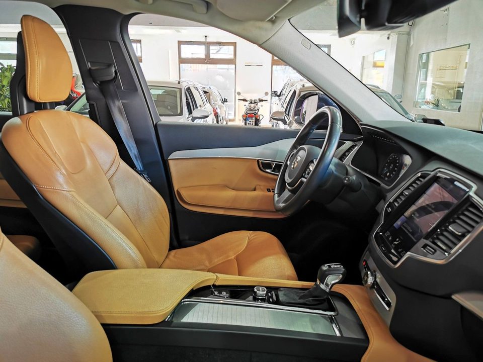 Volvo XC 90
