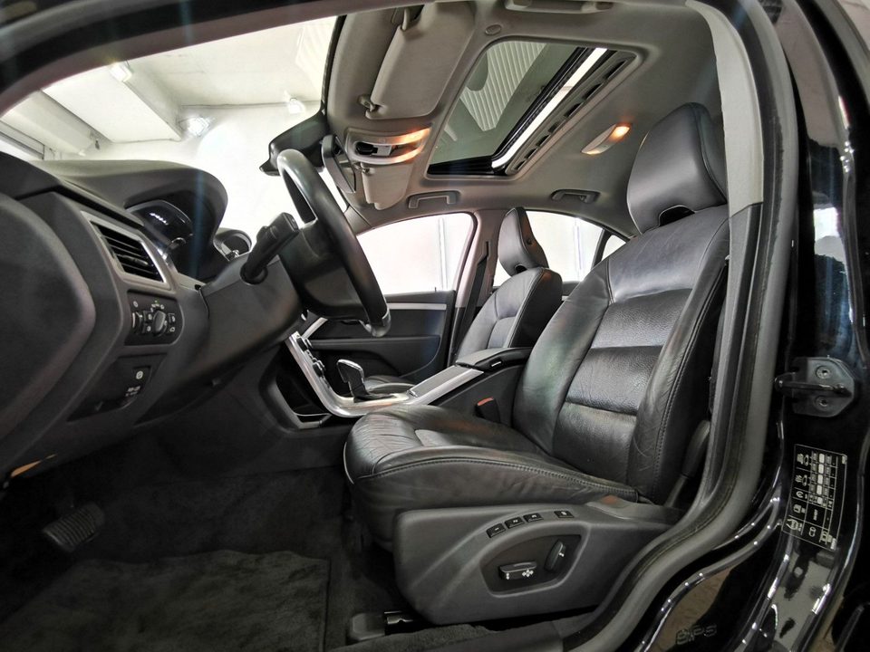 Volvo S80