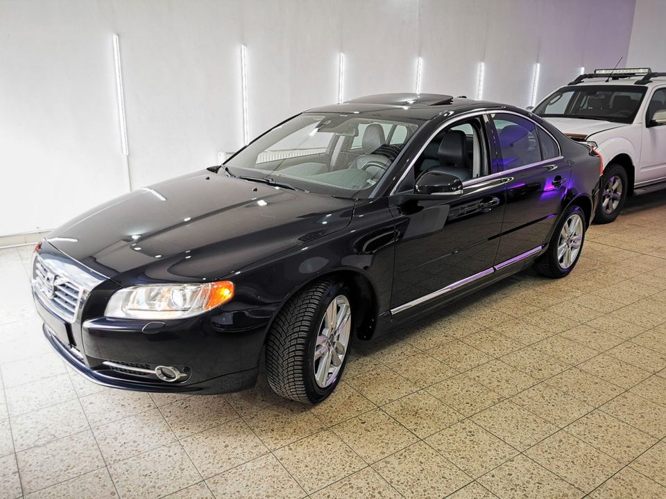 Volvo S80