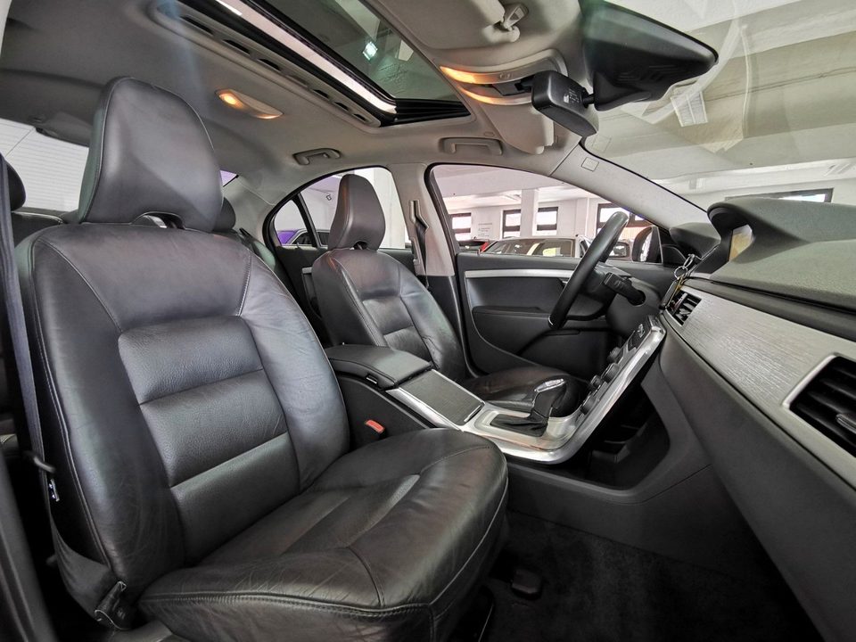 Volvo S80