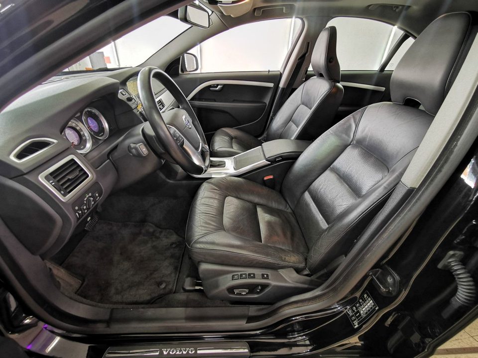 Volvo S80