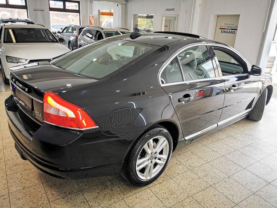 Volvo S80