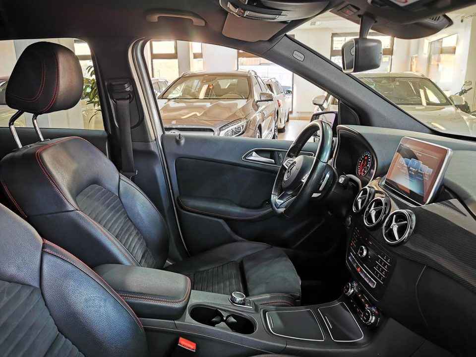 Mercedes-Benz B 200