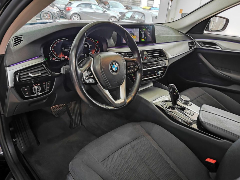 BMW 530