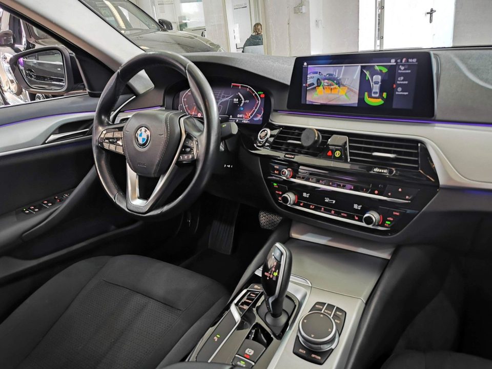 BMW 530