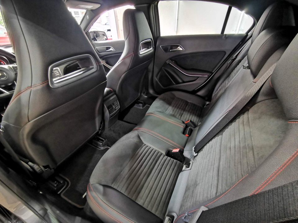 Mercedes-Benz A 200