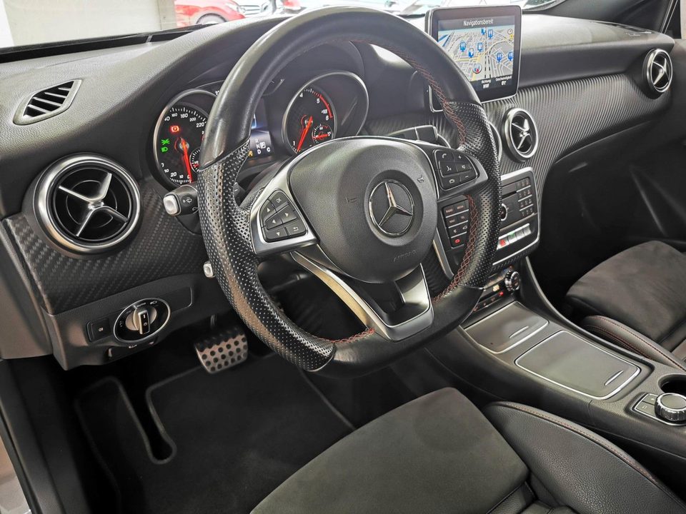 Mercedes-Benz A 200