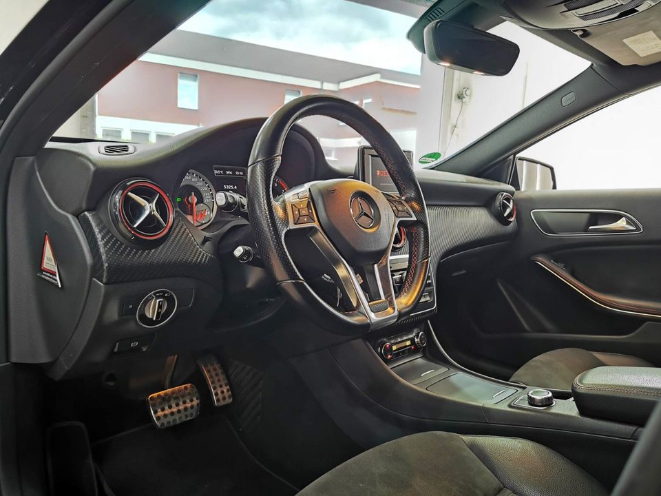 Mercedes-Benz A 250