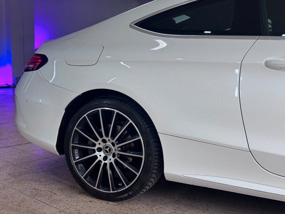 Mercedes-Benz C 400