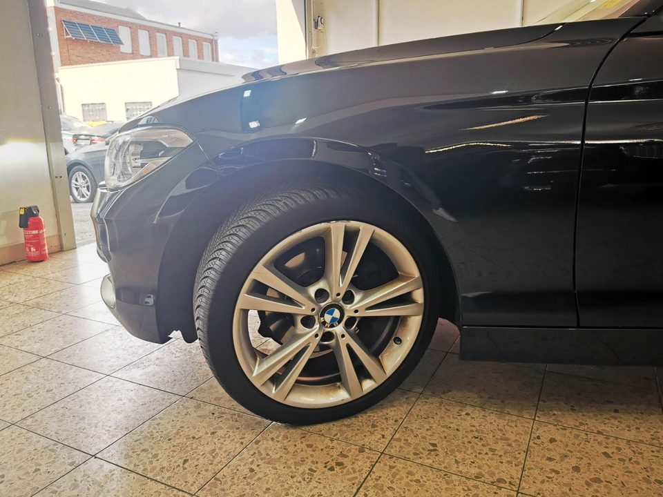 BMW 120