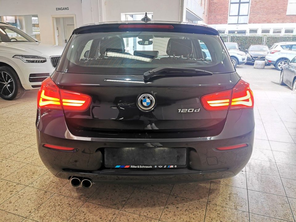 BMW 120