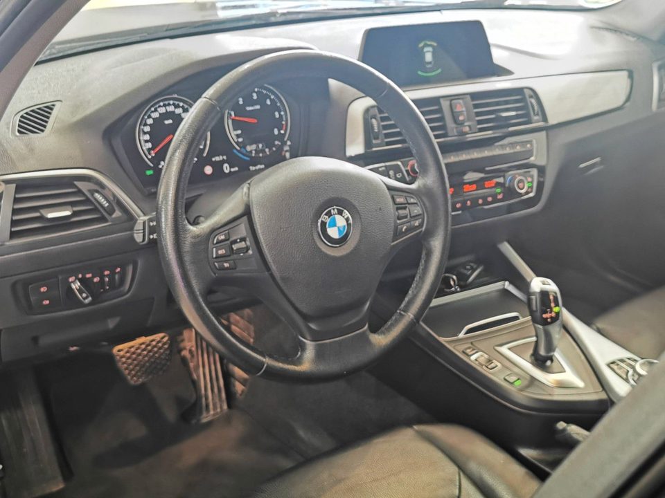 BMW 120