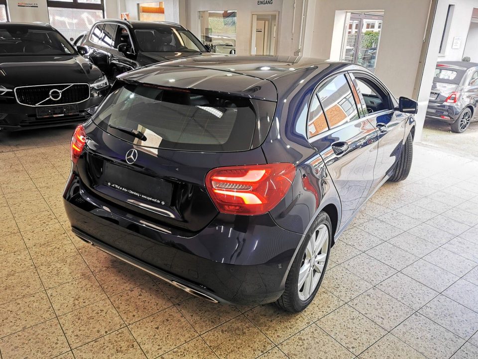 Mercedes-Benz A 180