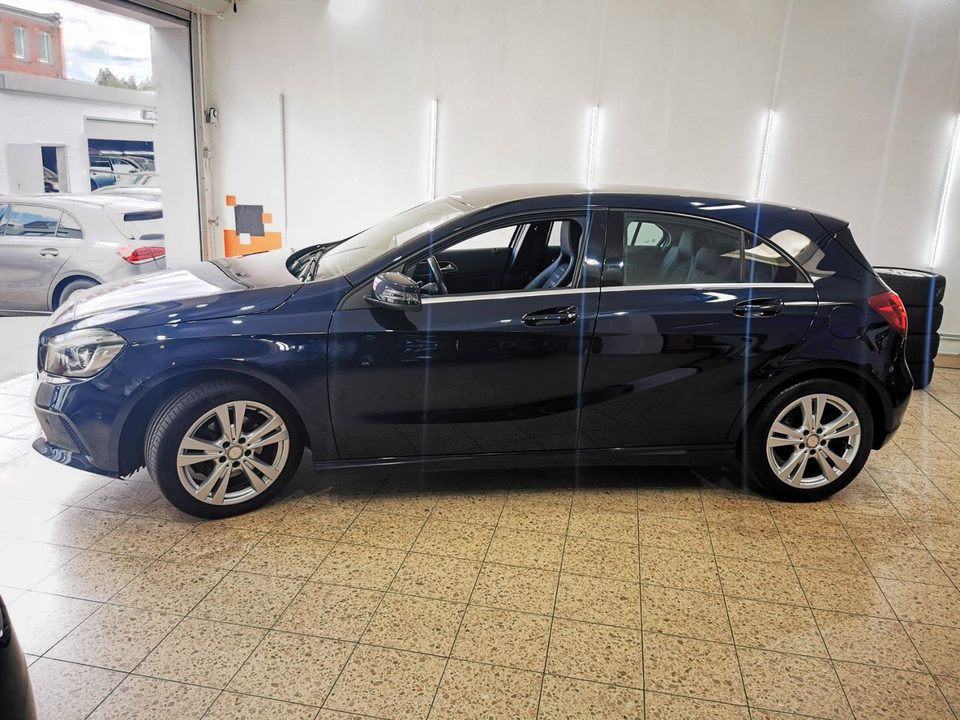 Mercedes-Benz A 180
