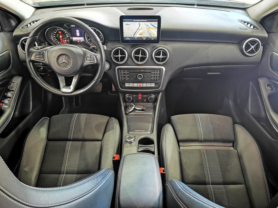 Mercedes-Benz A 180