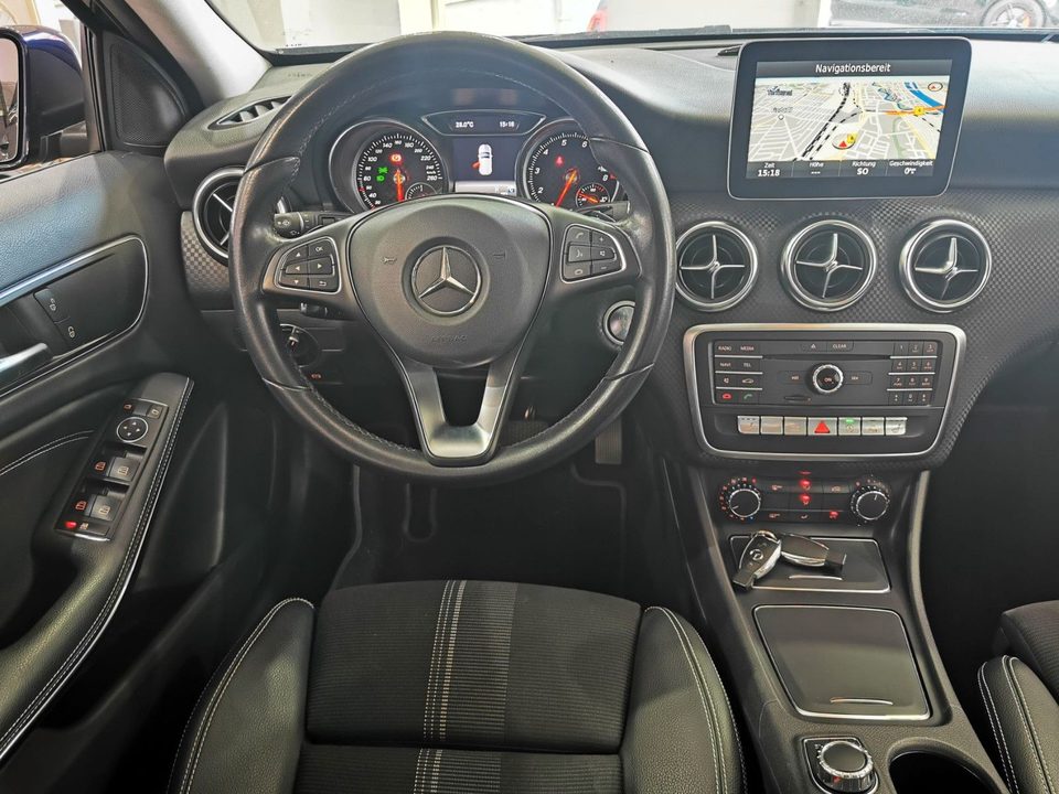 Mercedes-Benz A 180
