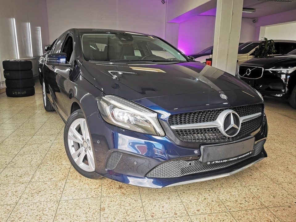 Mercedes-Benz A 180