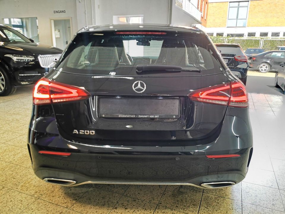 Mercedes-Benz A 200