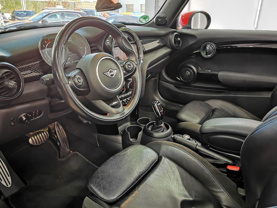 MINI JOHN_COOPER_WORKS