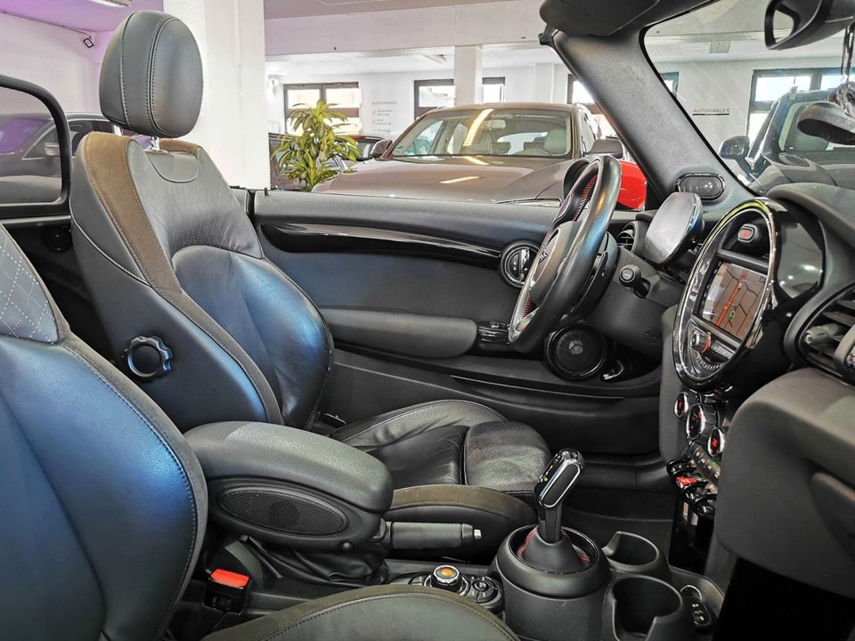 MINI JOHN_COOPER_WORKS